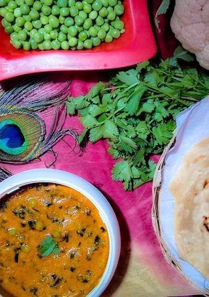 मेथी मटर मलाई इन रेड ग्रेवी (Methi matar malai in red gravy recipe in hindi) रेसिपी मुख्य फोटो