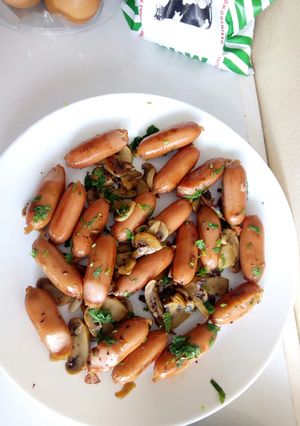 A picture of Mushrooms bites.