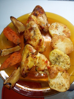 Una foto de Alitas de pollo con mostaza y pimentón ✨🐔🐔🐔✨💪