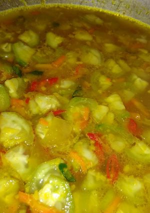 Foto resep Oyong gambas kuah kuning Vaganza