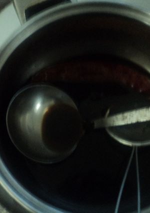 Una foto de Café de la olla ranchero con chile guajillo a la mexicana