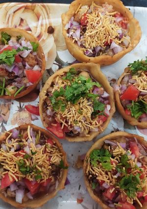 कटोरी चाट (katori chaat recipe in Hindi) रेसिपी मुख्य फोटो