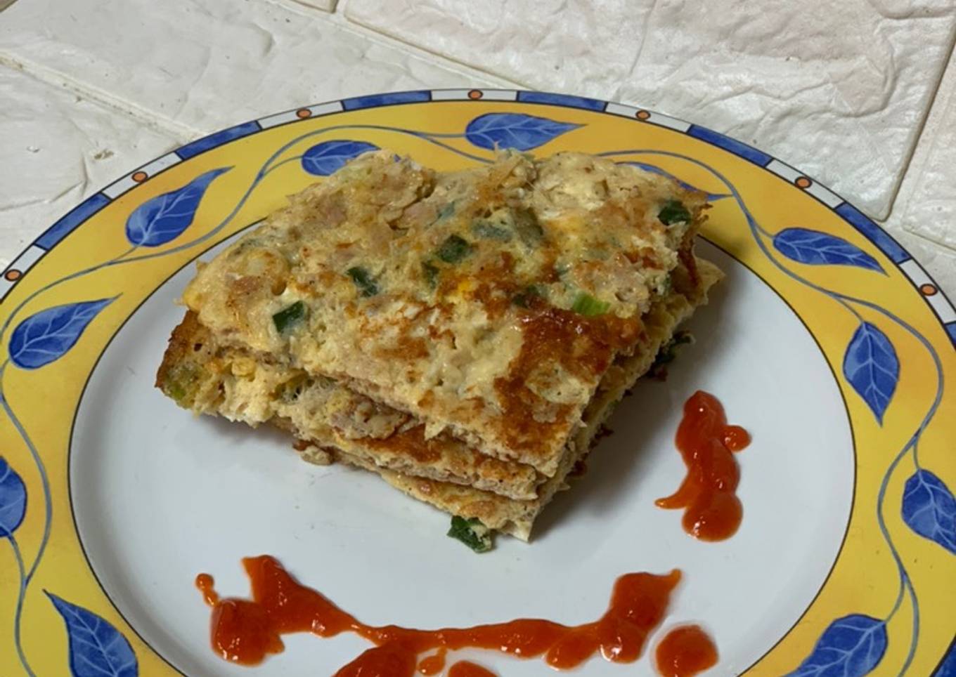 Telur dadar Tuna Keju