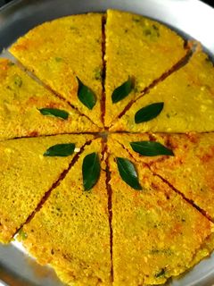 A picture of Moong dal dosa.