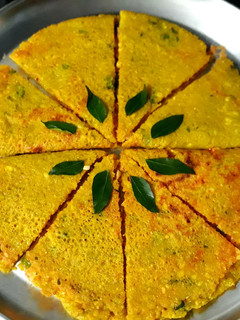 A picture of Moong dal dosa.
