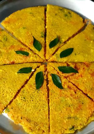 A picture of Moong dal dosa.