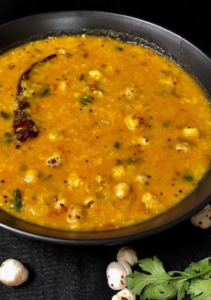 A picture of Dal fry with Makhana.