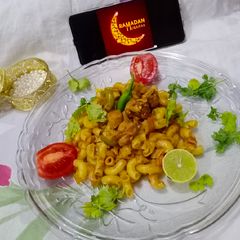 A picture of Chicken Tikka Macaroni.