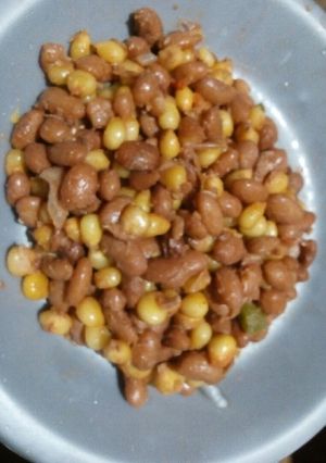 A picture of Dry fry githeri.