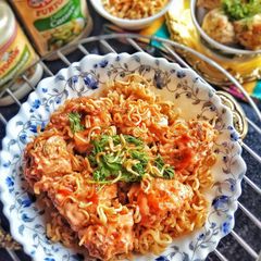 A picture of Masala Noodles with Fusion Fry Chicken.