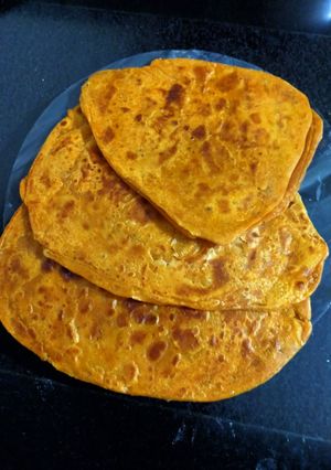 A picture of Masala Paratha.