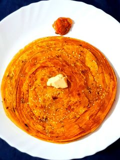 मसाला लच्छा पराठा (masala lachha paratha recipe in Hindi) रेसिपी मुख्य फोटो