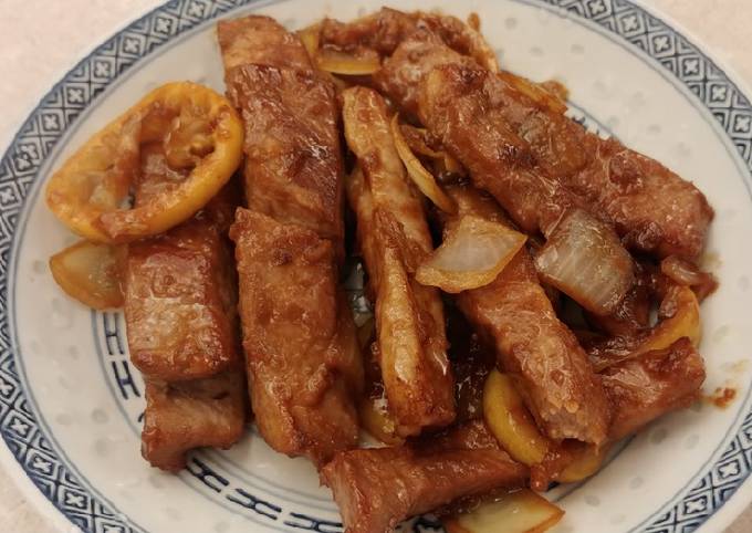薑檸豬肉 (Ginger Lemon Pork)