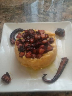 Una foto de Ensaladilla de pulpo