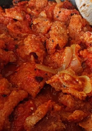 Una foto de Guisado de chicharrón