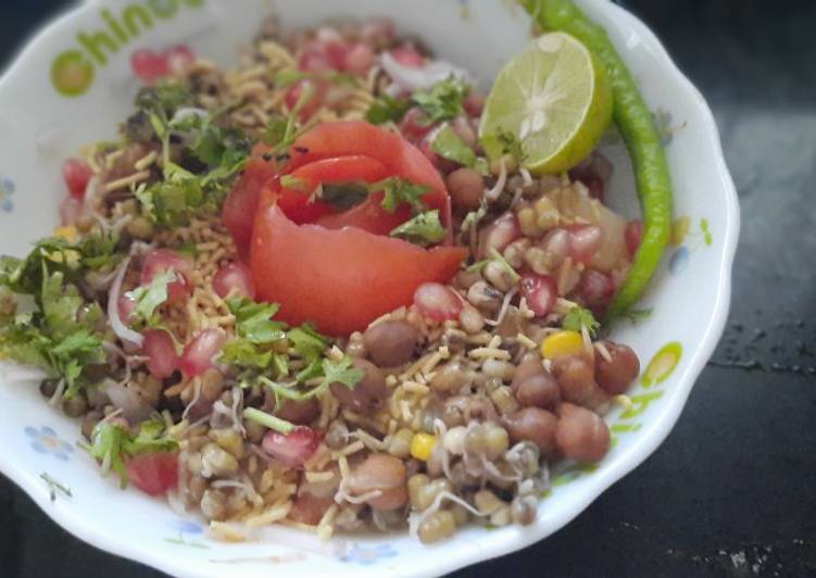 Steps to Prepare Any-night-of-the-week Sprouts bhel