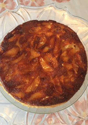 Una foto de Torta invertida de manzanas 🍏