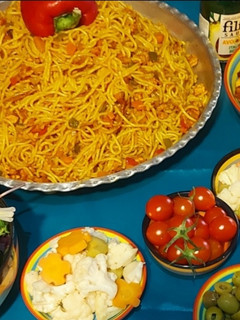 عکسی از دستور ماکارونی با مرغ و سبزیجات