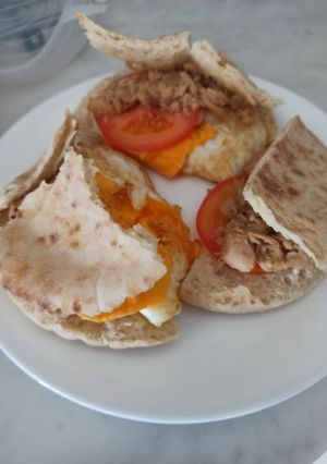 Foto resep Pita bread tuna filling