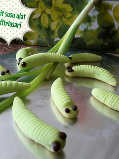 Foto resep 🐛kue semprit ulat teflon🐛