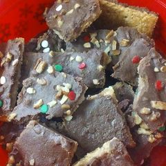 A picture of Simple Graham Cracker Toffee.