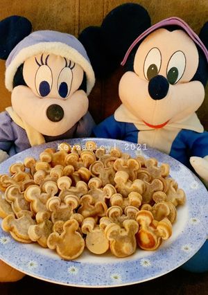 Foto resep Waffle Mickey ala Mama KamaRo (Waffle Maker)