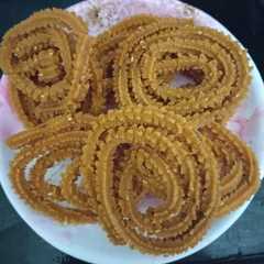 ચકરી (Chakri Recipe In Gujarati)-レシピのメイン写真