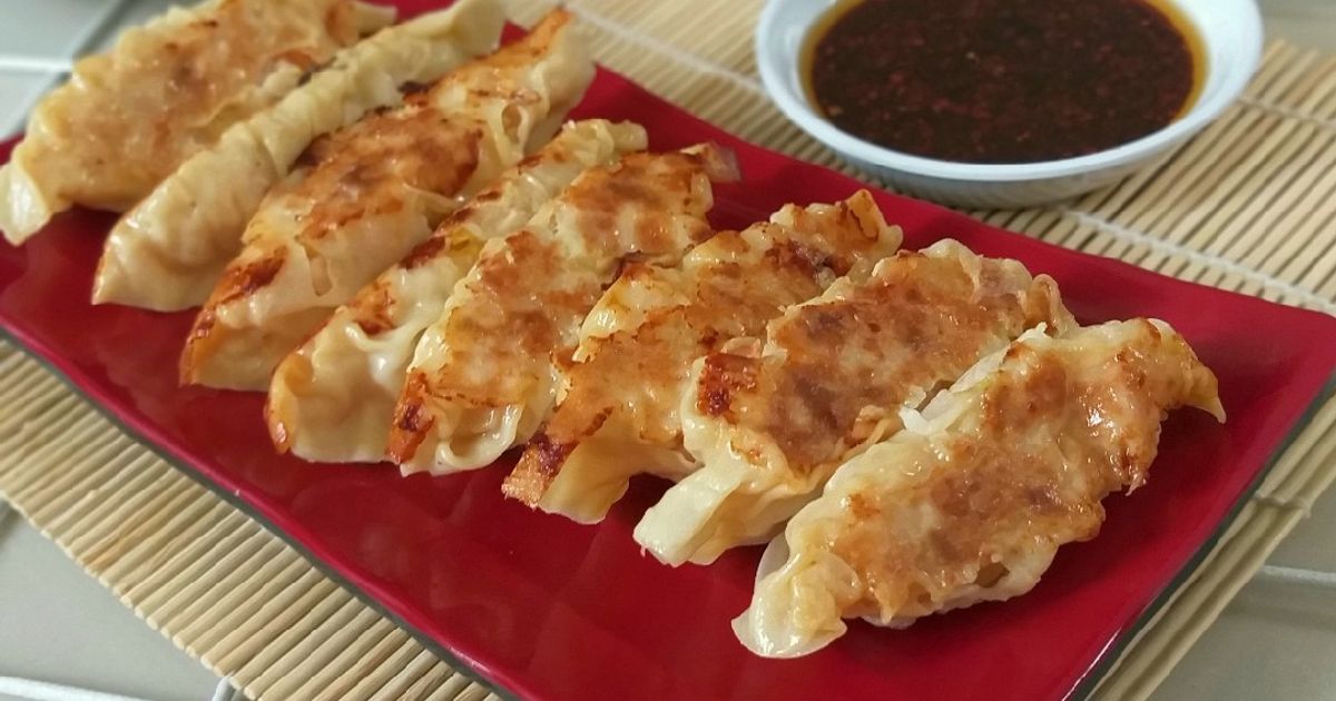 Resep Gyoza! oleh Ka Pawon by Elysnawati - Cookpad