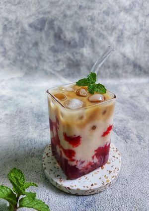Foto resep Strawberry Milk Tea