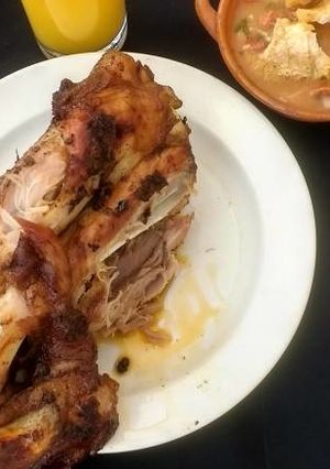 Una foto de Chamorro de cerdo