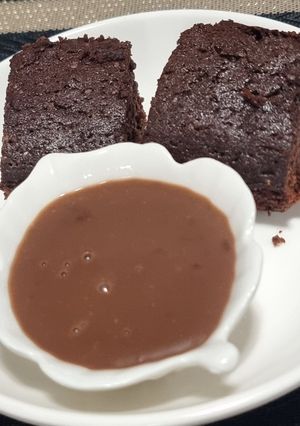 A picture of All-purpose chocolate sauce.
