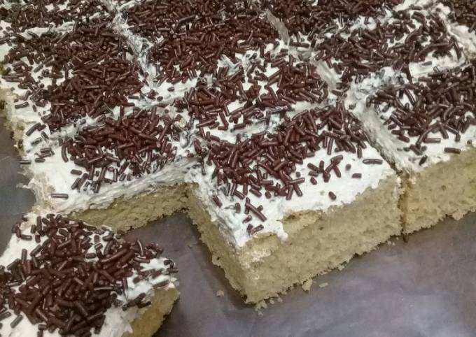 Resep Bolu Moka Jadul Super Lembut Oleh Yun Cooking - Cookpad Resep Bolu Moka Jadul Super Lembut Oleh Yun Cooking - Cookpad