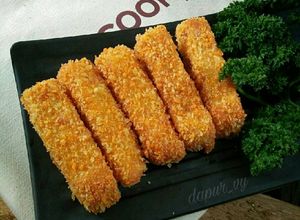Foto resep NUGGET MIE / STIK Mie Ayam Keju (#pr_recookIndryHapsari)