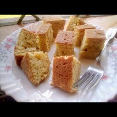 A picture of Eggless orange cake(without an oven).