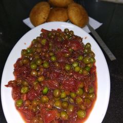 A picture of Beetroot and peas kurma.