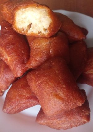 A picture of Wheat and Maize flour Mandazi.
