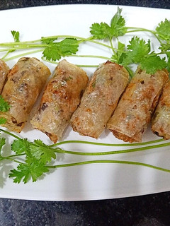 Hình của món Nem rán trữ đông.