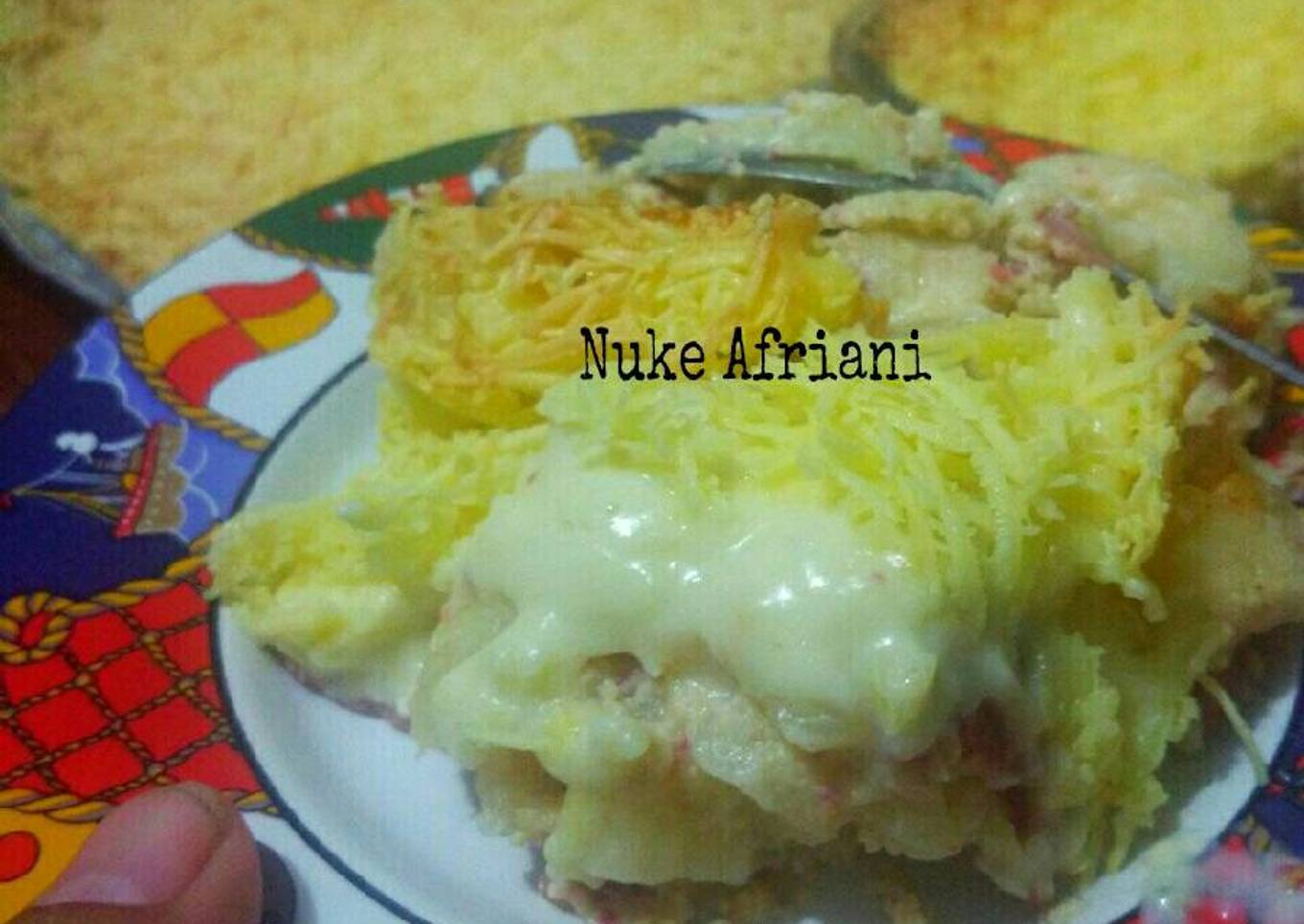 Macaroni schotel dengan bechamel sauce