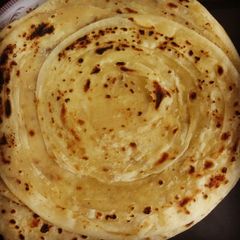 Raishmi makhni paratha A picture of Raishmi makhni paratha.