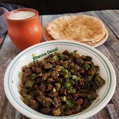 ભીંડા નું શાક.(Bhinda nu Shaak Recipe in Gujarati) A picture of ભીંડા નું શાક.(Bhinda nu Shaak Recipe in Gujarati).