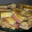 Torta de salchicha y huevo