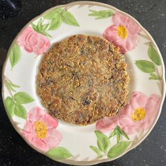 A picture of Lal Saag Paratha.