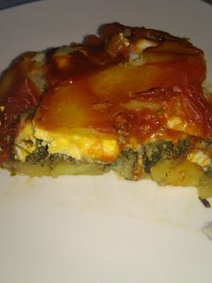 Una foto de Budín de acelga con papas y carne