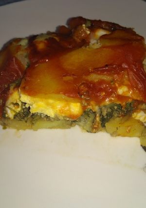 Una foto de Budín de acelga con papas y carne