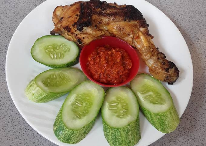 Resep Ayam Bakar Ungkep Santan (Resep Nini) yang Enak Banget