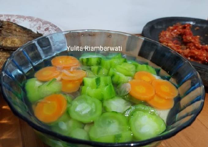 Resep 264. Sayur Bening Oyong Wortel Oleh Yulita Riambarwati - Cookpad