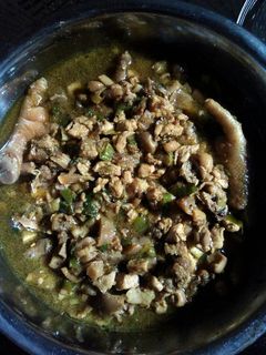 Foto resep Semur ayam jamur topping mie ayam