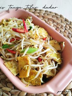Foto resep Tumis Tauge Telur Dadar