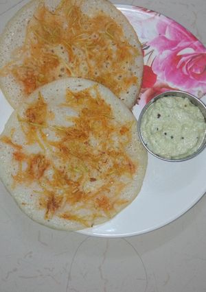 A picture of Lauki uttapam.