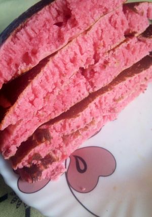 A picture of 'Pinkie' lemon pancakes.